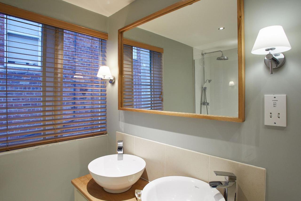 Host & Stay - Spyglass 1708 Whitby Ngoại thất bức ảnh